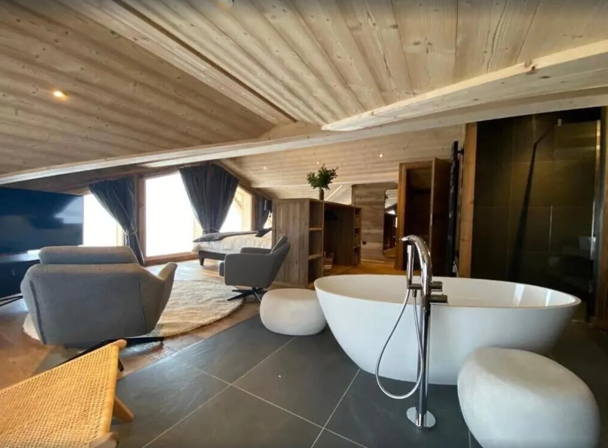 Chalet Les Gets Neko