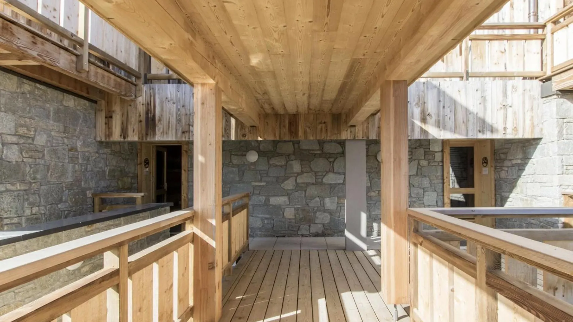 Chalet Les Gets Neko